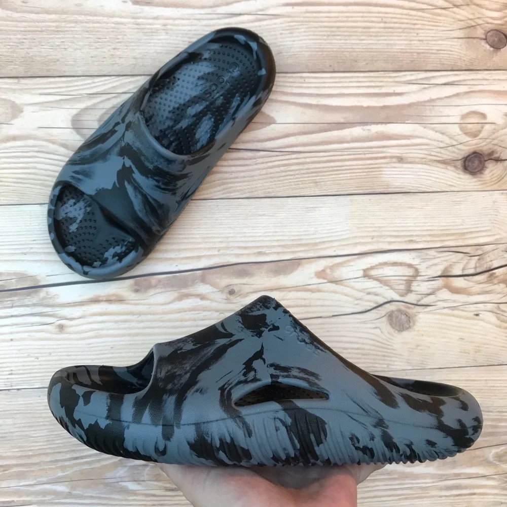 Crocs Mellow Marbled Slide - Picture 4 of 16